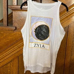 Zyia Active White Sun/Moon Sleeveless Tee. Large  EUC